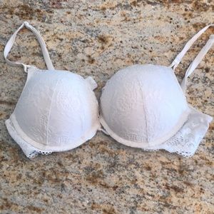Add 2 Cup Victoria’s Secret Bra 34B